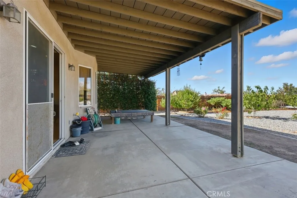 21268 Chardonnay, Apple Valley, California 92308 home-pic-23